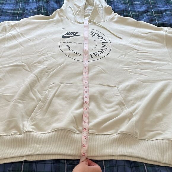 Nike Sport Utility Oversized Fleece Hoodie Light Green Women XL(FN7695-020)$80 - Picture 11 of 12